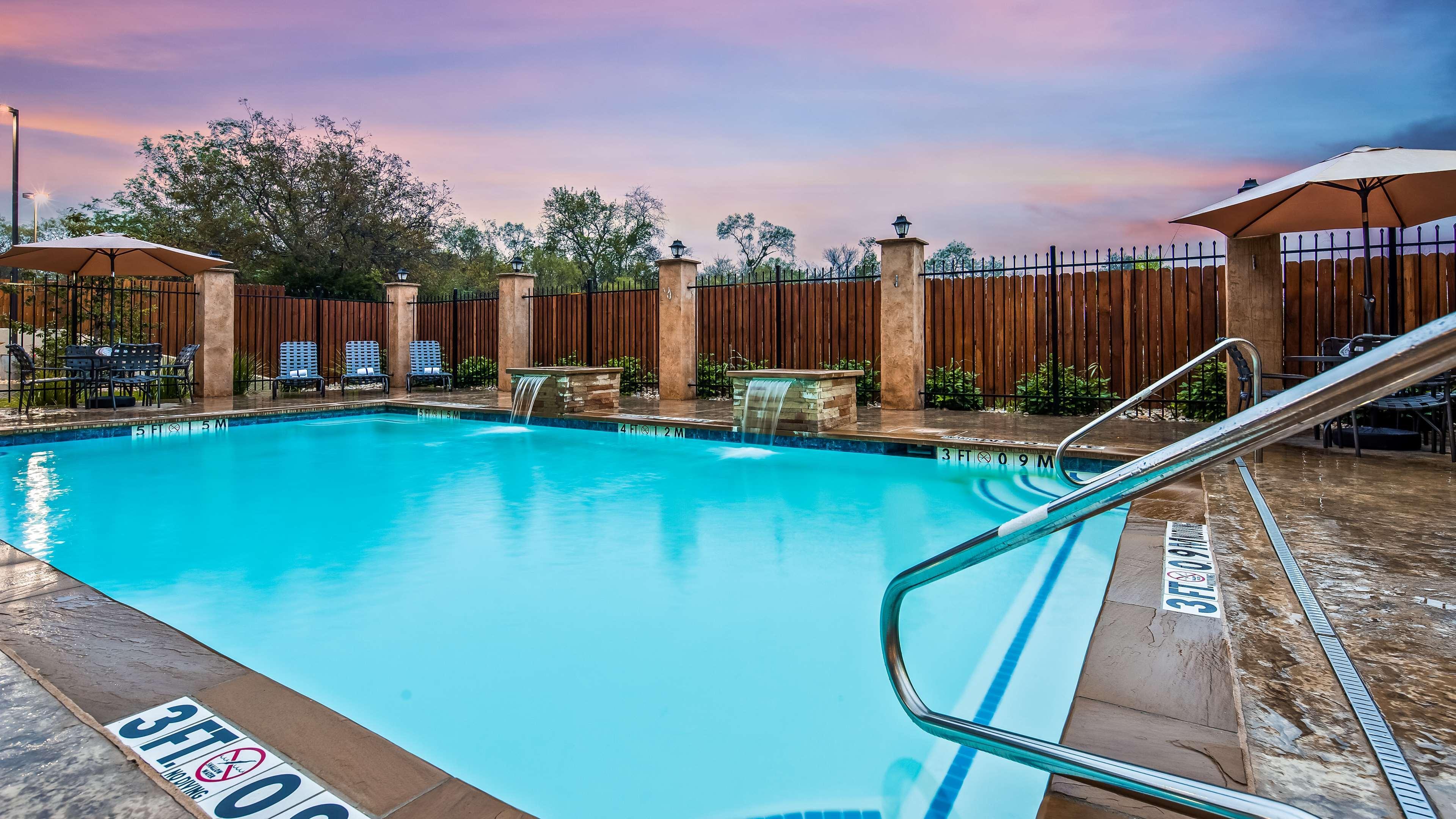 Best Western Plus Lampasas Inn & Suites Zewnętrze zdjęcie